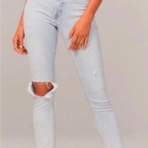Abercrombie & Fitch the Skinny High Rise  Ripped Jeans